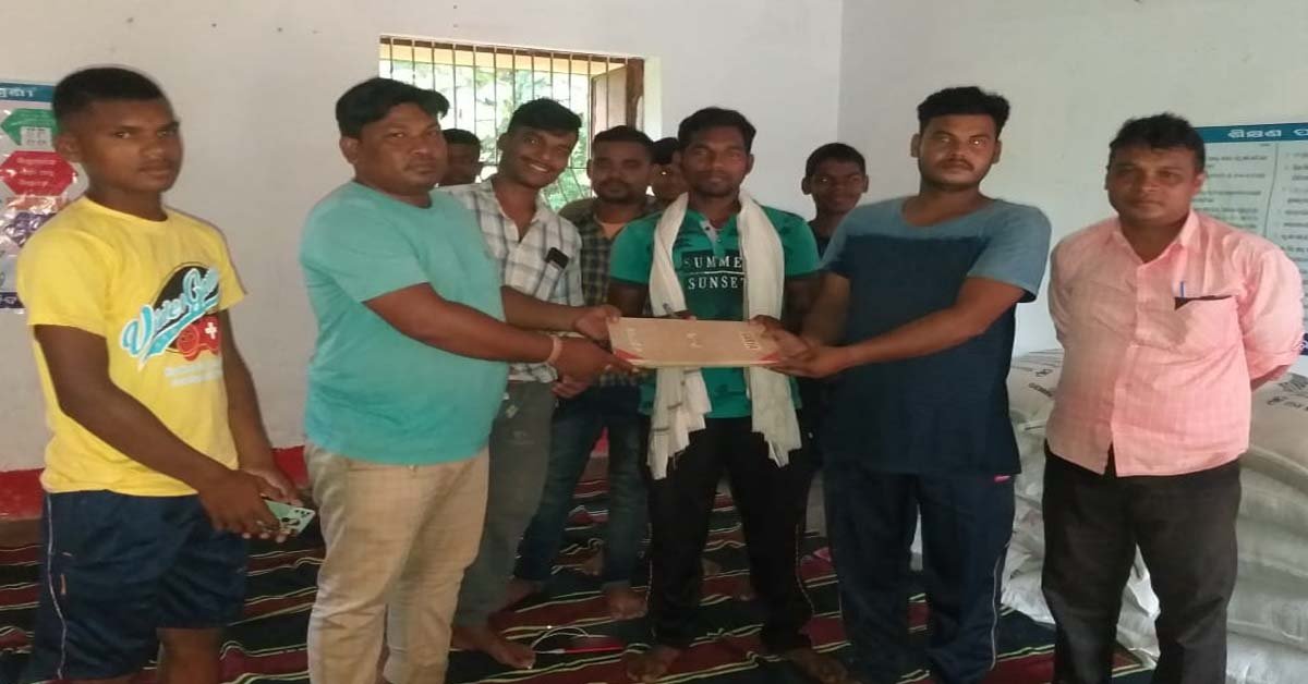 ଦଶପଲ୍ଲା ବିଧାୟକ ଙ୍କୁ ଧନ୍ୟବାଦ ଦେଲେ କପ୍ତାପଲ୍ଲୀ କ୍ଳବ ସଦସ୍ୟ ।।