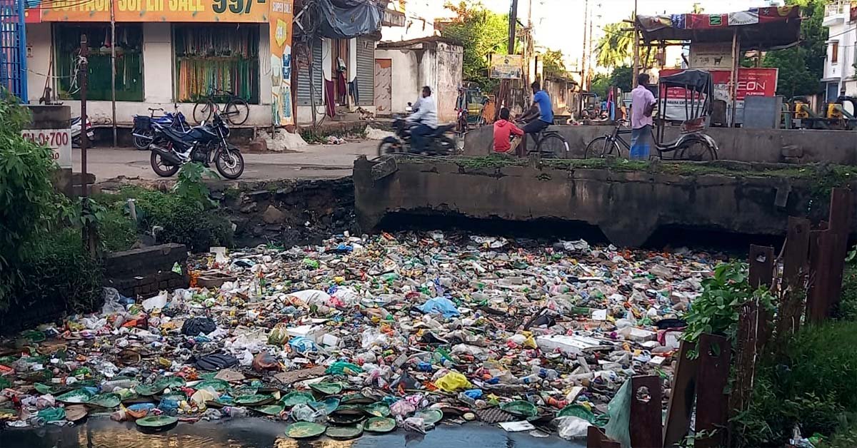 ପଲିଥିନ ବର୍ଜନ ଆଇନ : ଧର୍ମକୁ ଆଖିଠାର !!!