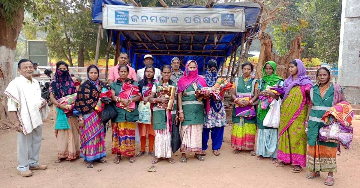 ଜନମଙ୍ଗଳ ପରିଷଦ ପକ୍ଷରୁ ସଫେଇ କର୍ମଚାରୀ ଙ୍କୁ ଶୀତ ବସ୍ତ୍ର ବଣ୍ଟନ !!!