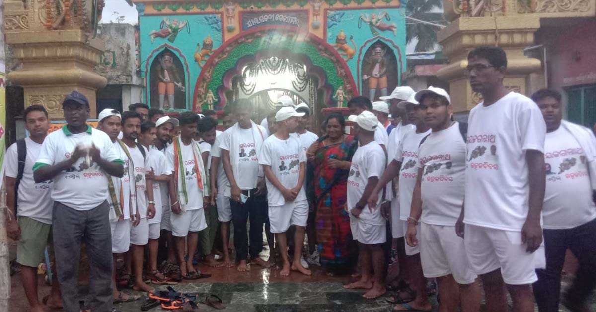 ଓଡିଶା ଦିବସ ଅବସରରେ ଜଗନ୍ନାଥଙ୍କ ଦର୍ଶନ ପାଇଁ ସୀତାରାମଙ୍କ ନେତୃତ୍ୱରେ ସାଇକେଲ ରାଲି : ପ୍ରଥମେ ମା’ ଭଗବତୀଙ୍କୁ କଲେ ଦର୍ଶନ !!!