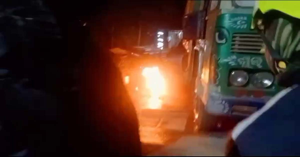 ଗ୍ୟାସ ସିଲିଣ୍ଡରରେ ନିଆଁ ଲାଗି ଅଗ୍ନିକାଣ୍ଡ !!!