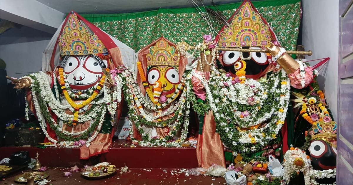 ପବିତ୍ର ଜନ୍ମାଷ୍ଟମୀ ଅବସରରେ କୃଷ୍ଣ ବଳରାମ ଅବତାର ଦେଖିବାକୁ ଭକ୍ତଙ୍କ ସମାଗମ !!!