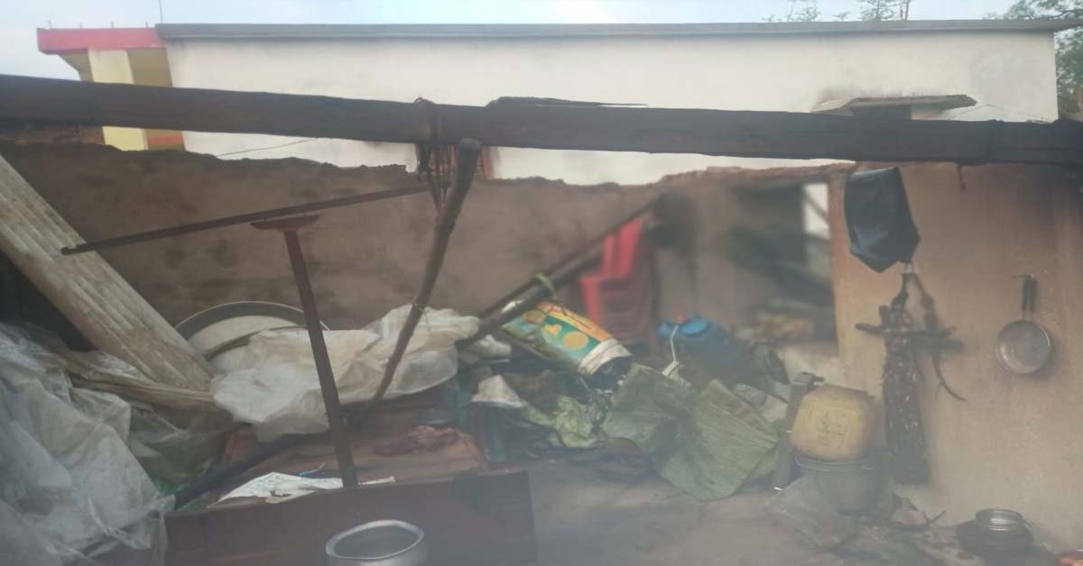 କାଳ ବୈଶାଖୀ ଉଜାଡି ଦେଲା ଚାଳ ଛପର ଘର !!!