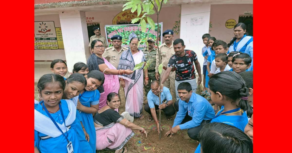 ଝାରକଟା ଉପ୍ରା ବିଦ୍ୟାଳୟରେ ବନମହୋତ୍ସବ !!!