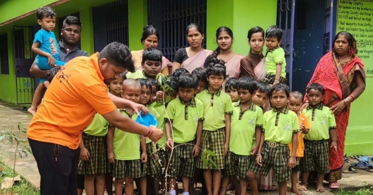 ତାଳବସ୍ତ ଶ୍ରୀ ବିଦ୍ୟାନିକେତନ ପରିସରରେ ବୃକ୍ଷରୋପଣ !!!