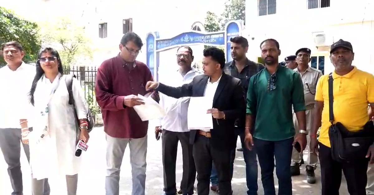 ରାଜ୍ୟ ପୁଲିସ ମହାନିର୍ଦ୍ଦେଶକ ଙ୍କୁ ଦାବୀ ପତ୍ର ଦେଲେ ଓଡିଶା ଡିଜିଟାଲ ମିଡ଼ିଆ ମହାସଂଘ ସଦସ୍ୟ !!!