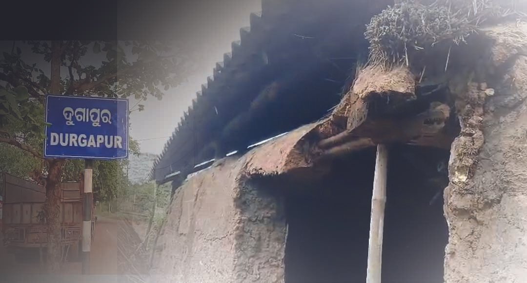 ଦାଉ ସାଧିଲା ଲଗାଣ ବର୍ଷା : ଦୁଇ ପରିବାର କୁ କରାଇଲା ବାସହରା !!!