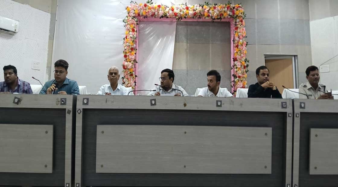 ପାରଳାଖେମୁଣ୍ଡି ରଥଯାତ୍ରା ପାଇଁ ପ୍ରାକ୍-ପ୍ରସ୍ତୁତି ବୈଠକ !!!