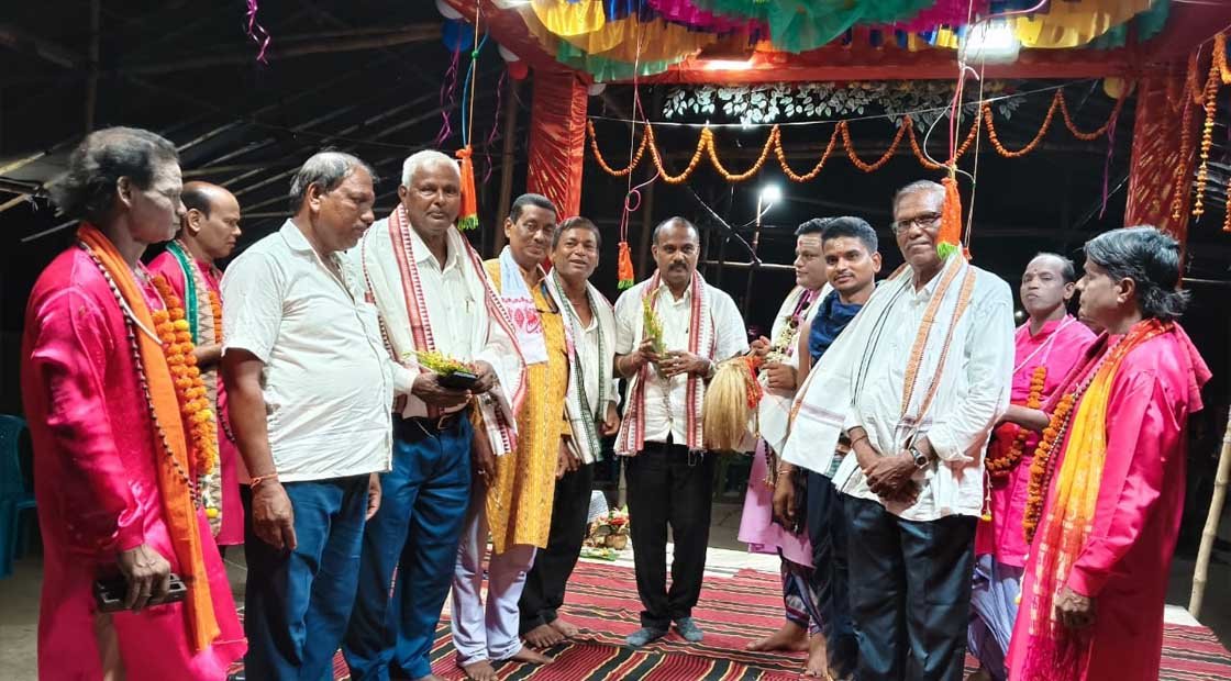 ଦୁଲୁକୁଛି ଶ୍ରୀ ଶ୍ରୀ ଚାଟେଶ୍ୱର ମହାଦେବ ବାଦୀପଲା ମଞ୍ଚ !!!