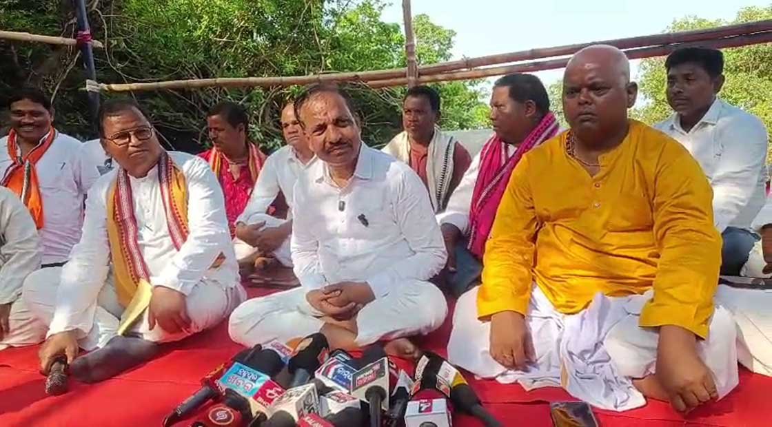 ମହେନ୍ଦ୍ର ମେଳା ପାଇଁ ସ୍ଥିତି ଅନୁଧ୍ୟାନ କଲେ ମାନ୍ୟବର ଖଣି ବାଣିଜ୍ୟ ଓ ପରିବହନ ମନ୍ତ୍ରୀ ବିଭୁତି ଭୂଷଣ ଜେନା !!!