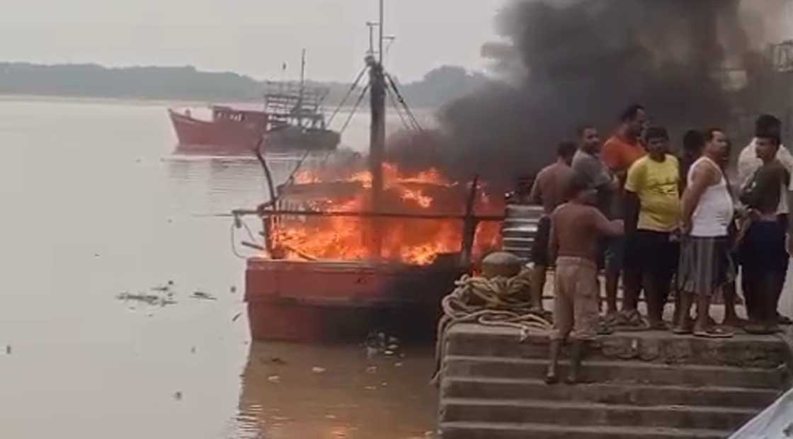 ପାରାଦ୍ୱୀପ ମାଛଧରା ବନ୍ଦରରେ ଭୟାବହ ଅଗ୍ନିକାଣ୍ଡ !!!